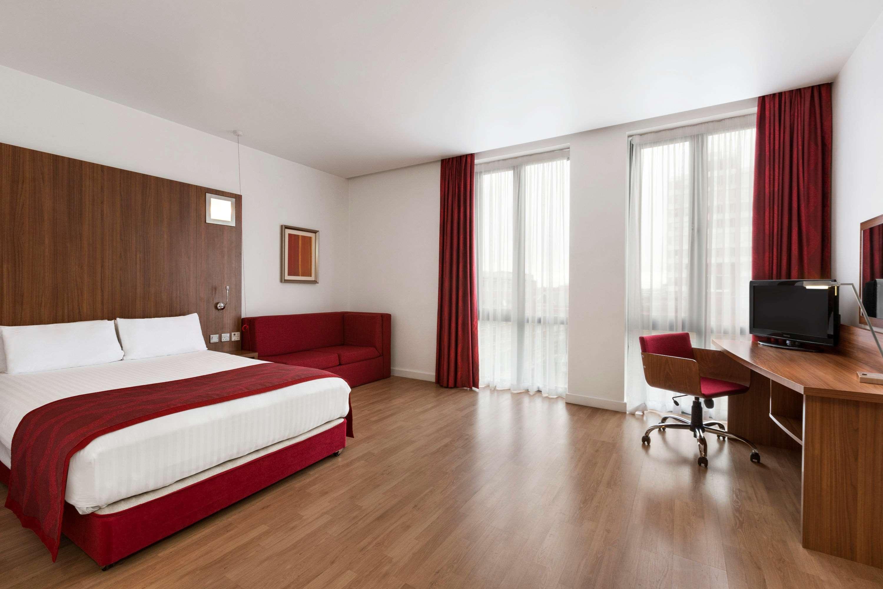 Ramada Encore Leicester City Centre Eksteriør billede