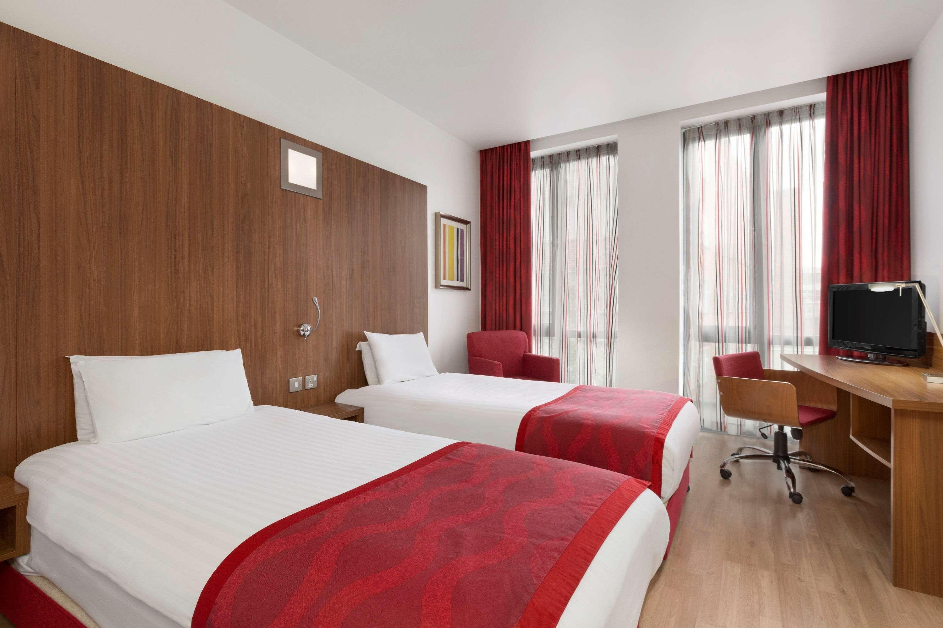 Ramada Encore Leicester City Centre Eksteriør billede